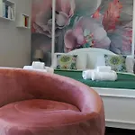 Accademia شقة